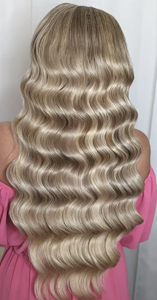 Hollywood Waves